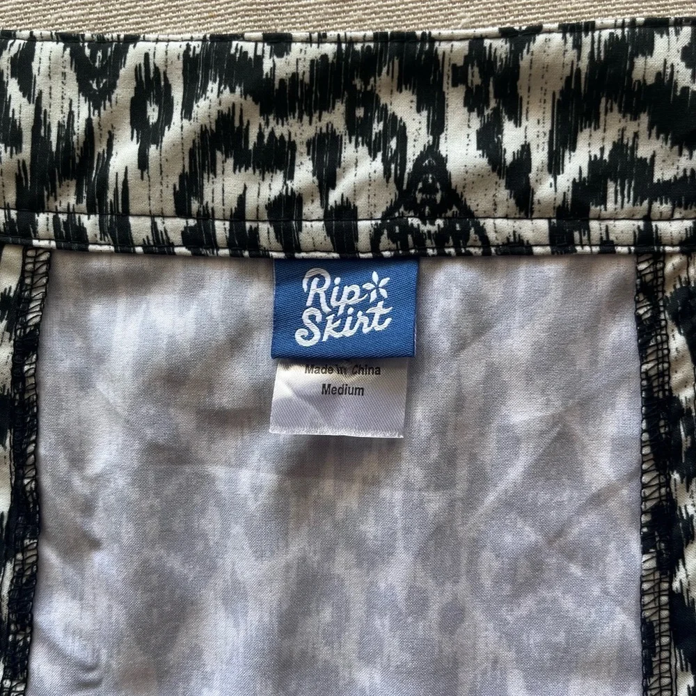 Ripskirt Hawaii Monochrome Asymmetrical‎ Skirt